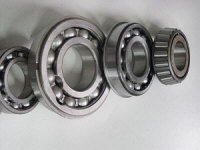 Oprava, náhradné diely na rýpadlá JCB, Volvo, Caterpillar, Komatsu, Poľsko